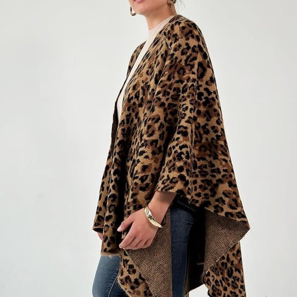 Women's Shawl Wrap Poncho Cardigan - Picture 5 of 6